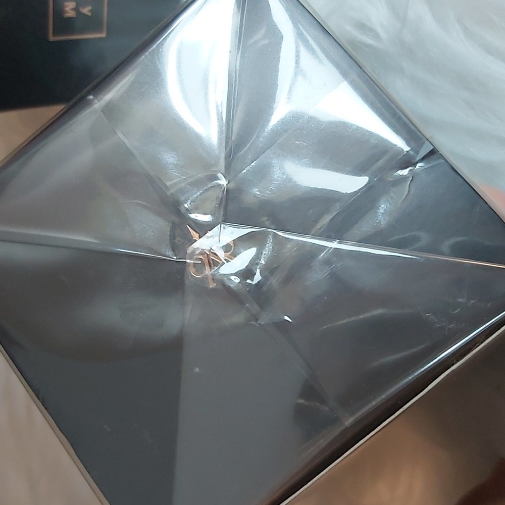 Beckham - Picture 5 of 6